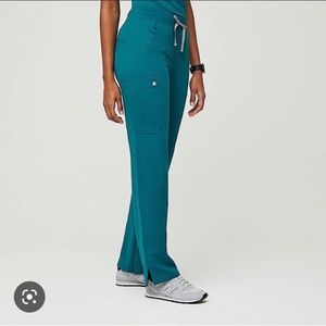 FIGS Kade Cargo Scrub Pants